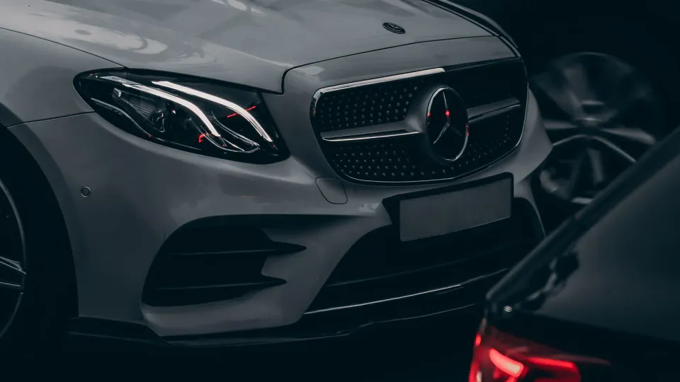 BMW vs Audi vs Mercedes: Care Este Cel Mai Bun Brand Premium Second Hand?