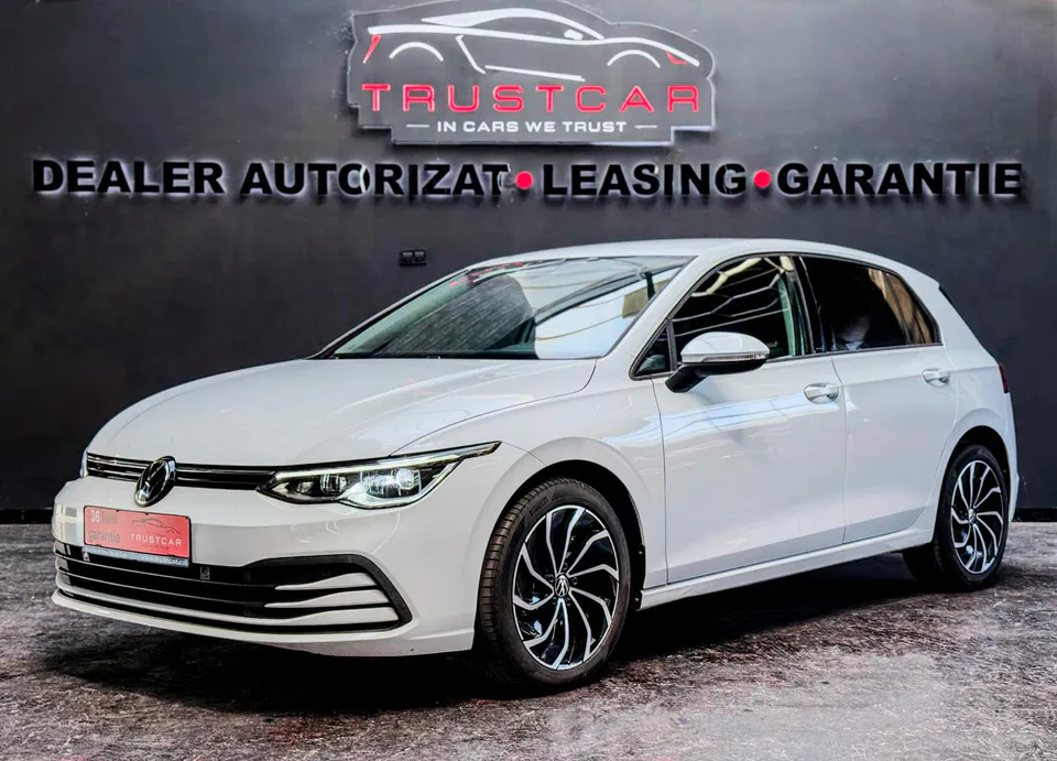 Volkswagen Golf 8 1.0 eTSI Mild-Hybrid | 110 CP